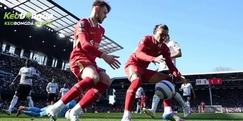 Ngoại hạng Anh thành lập sau khi tách khỏi Football League